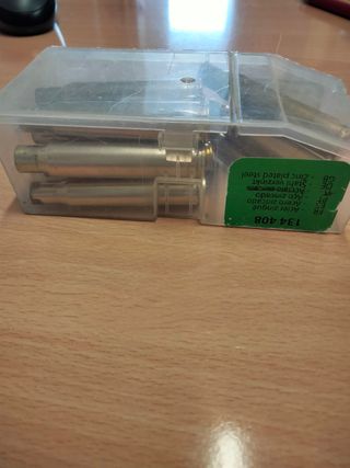 14 casquillos ornamentales inertes.