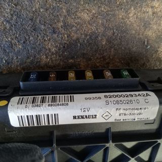 BSI RENAULT SCENIC 1.6 GASOLINA AÑO 2000