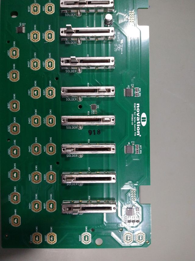 Placa principal de controlador midi Novation 49SL