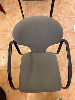 3 sillas de oficina apilables