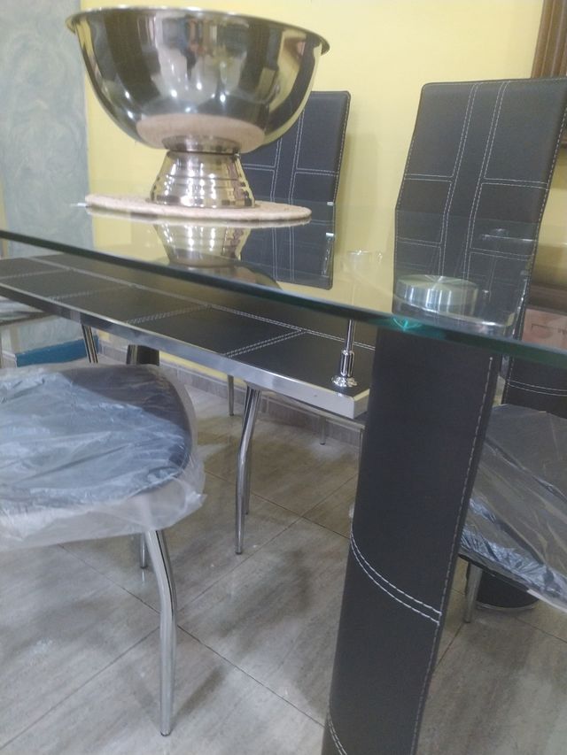 Mesa comedor de cristal