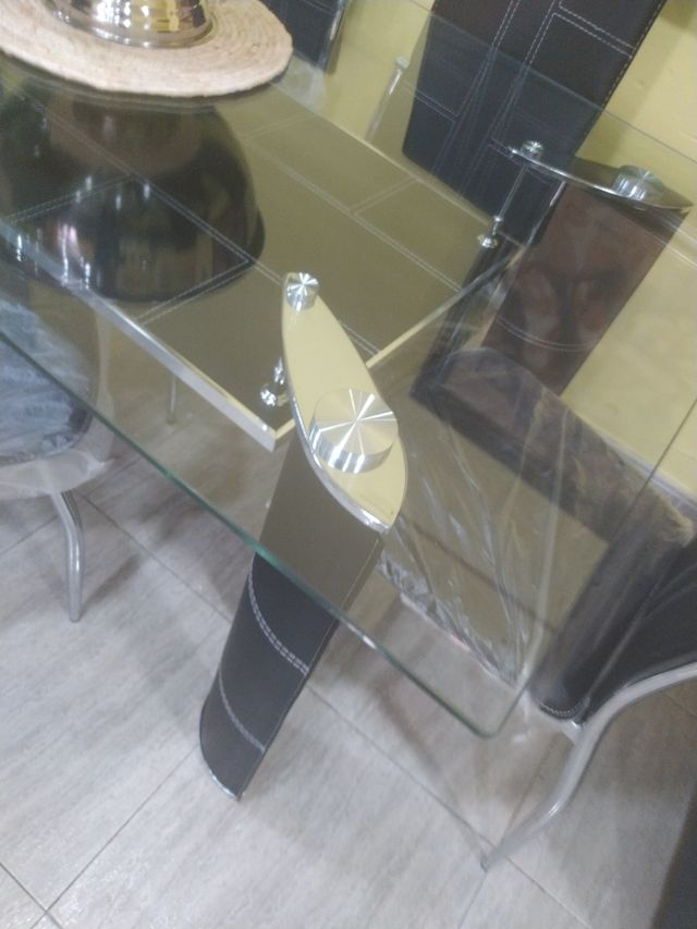 Mesa comedor de cristal