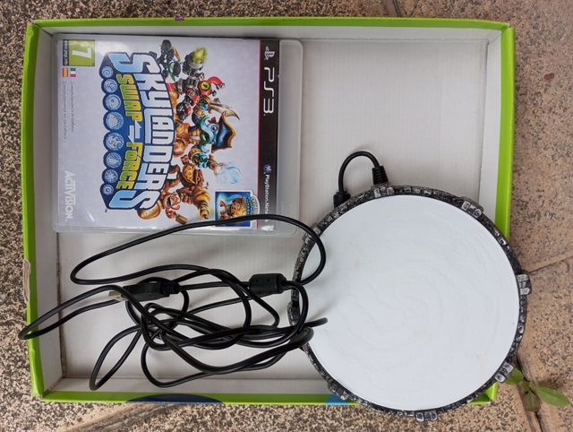 Skylanders para PS3 + portal