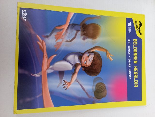 Libros infantil juvelin en euskera. ASKO DIRA.