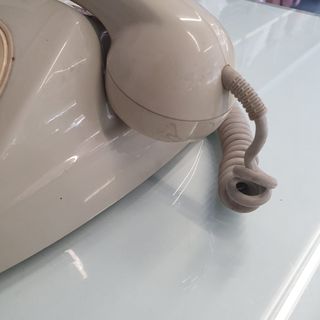 Teléfono antiguo