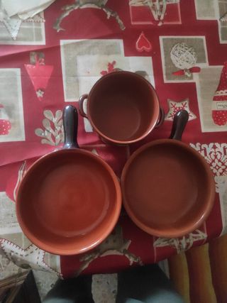 Tris di cocotte in ceramica 