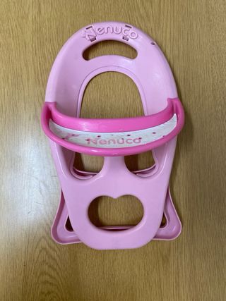 Nenuco con bañera, trona y camilla de médico