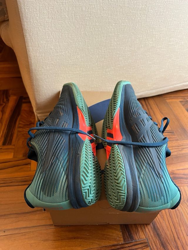 Asics gel solution tennis Paddel