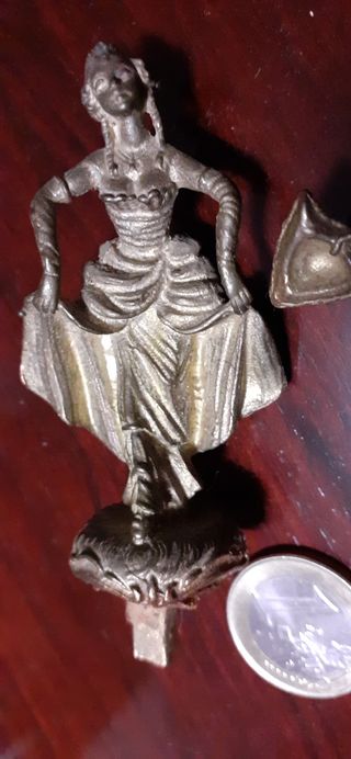 Bronces antiguos franceses. Figuras antiguas.