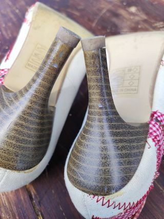 Scarpe tacco 7, in stoffa écru e rossa