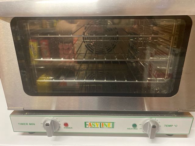 Forno industriale per l'ospitalità