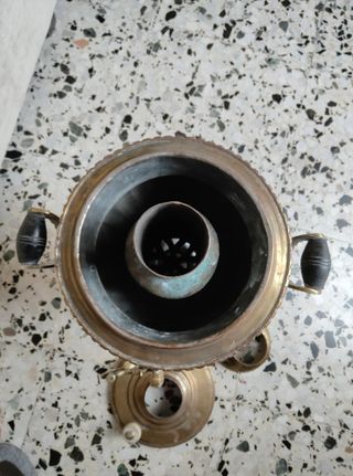 Samovar latón antiguo, con sellos