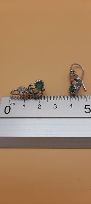 Pendientes de oro blanco 18kt con brillantes. 