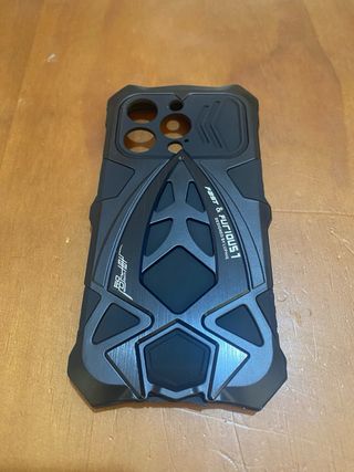 Carcasa seguridad iphone 15pro
