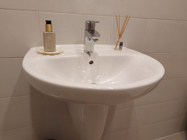 Lavabo + grifo ROCA - SIN USAR