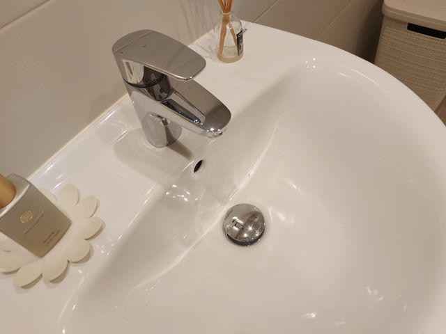 Lavabo + grifo ROCA - SIN USAR