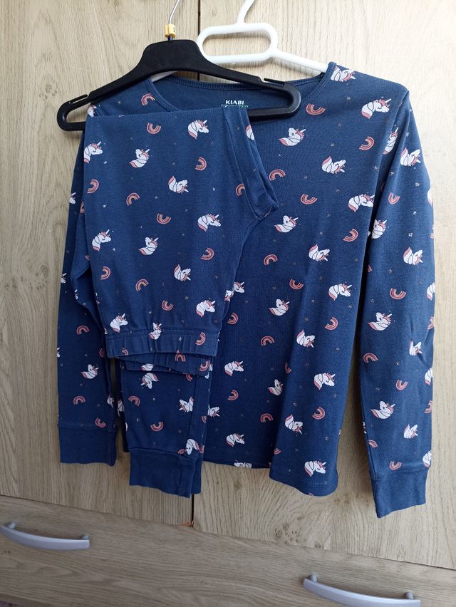 Pijama unicornio invierno (NUEVO). Talla 10