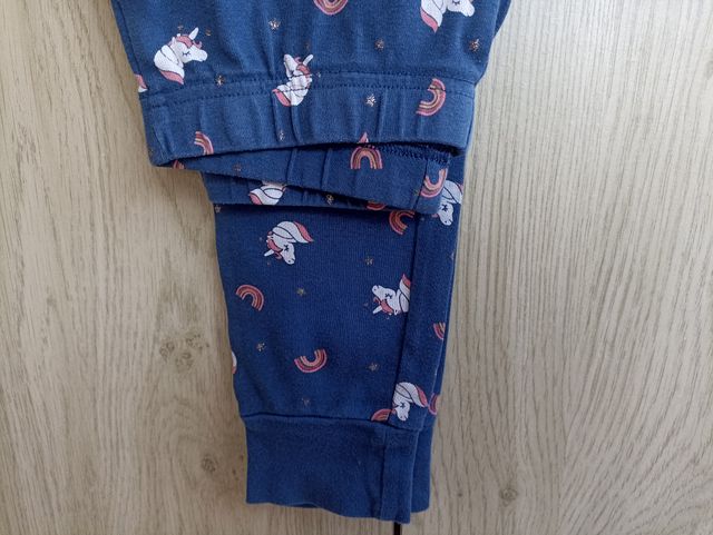 Pijama unicornio invierno (NUEVO). Talla 10