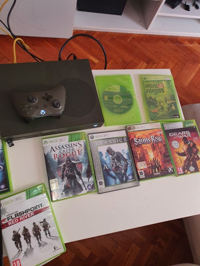 XBOX ONE S Edizione militare completa da 1 TB + 2 giochi