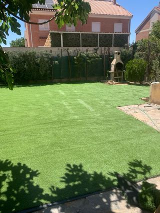 Jardinero  mantenimiento de comunidanades