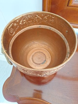 Jardinera de cobre y bronce