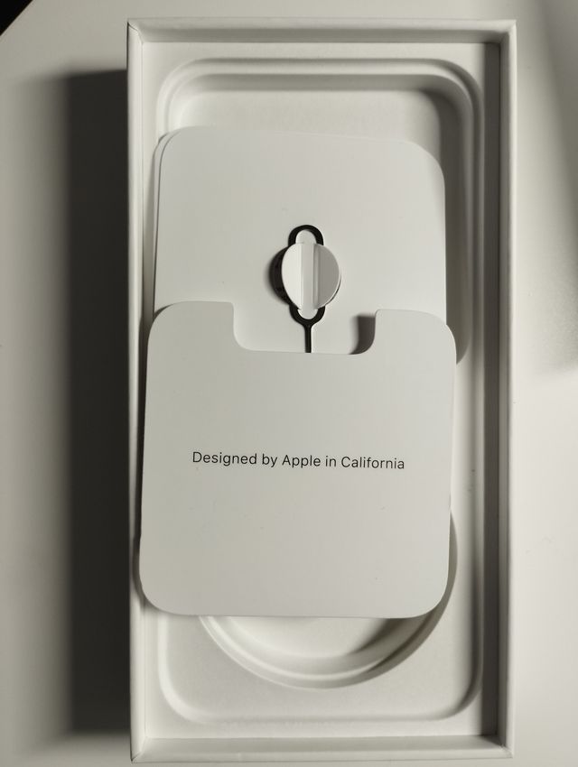 Caja iPhone 13 128gb midnight