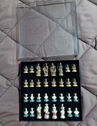 TABLERO DE DAMAS RARO Y ANTIGUO