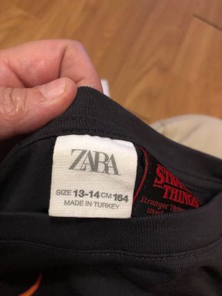 Sudadera y camiseta