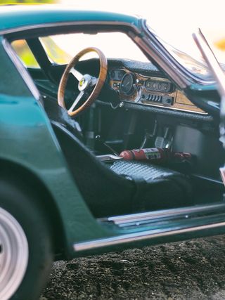 1:18 Ferrari 275 GTB/C, CMC