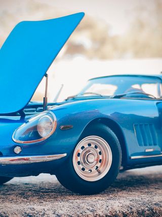1:18 Ferrari 275/GTB, CMC