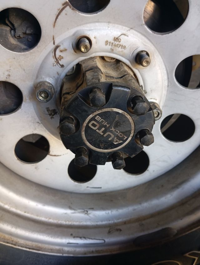 Cubo rueda Opel frontera A