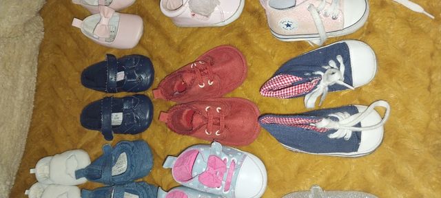 stock scarpine neonata