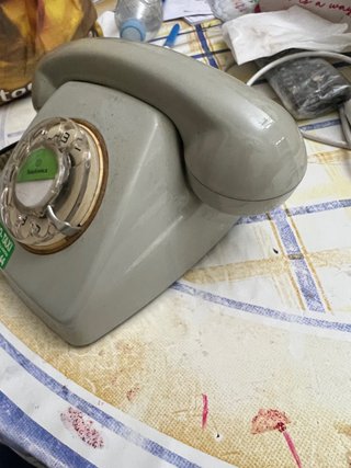 Telefono muy antiguo