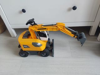 Retroexcavadora LIEBHERR