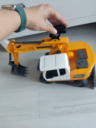 Retroexcavadora LIEBHERR