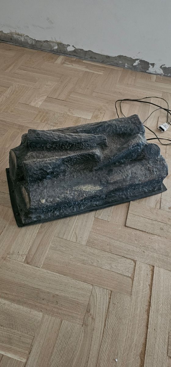 Lámpara troncos chimenea