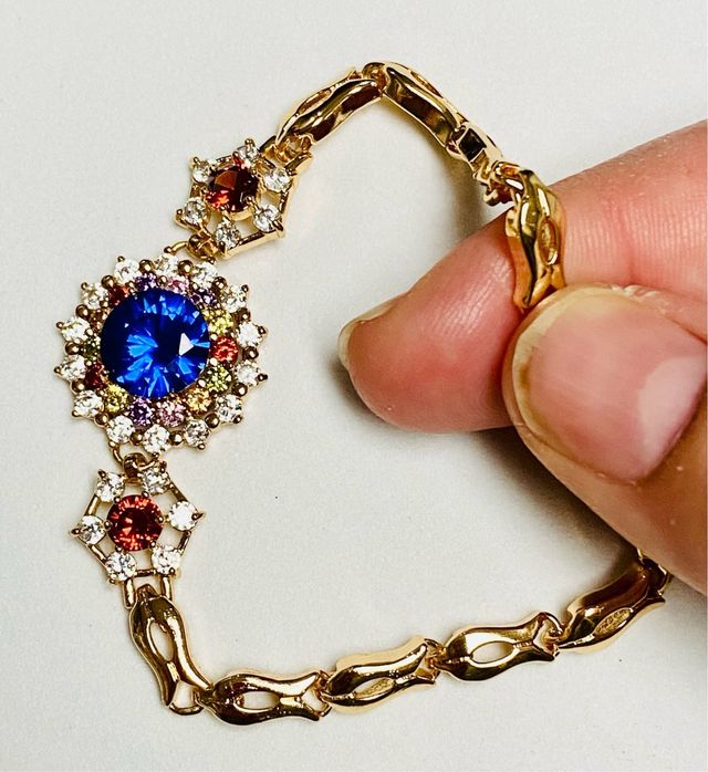 Pulsera con circonitas y oro goldfilled de 18 Kt