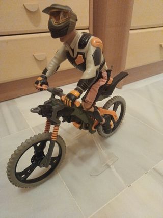 Action Man bicicleta