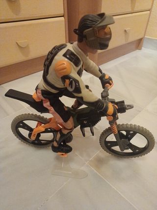 Action Man bicicleta