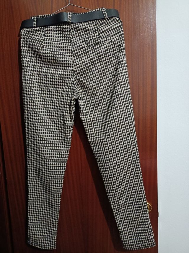 Pantalones con cinturón