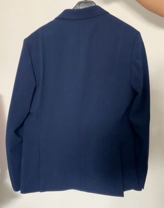 Traje azul marino de Zara 