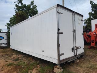 Caja frigorífica aislada (8m)