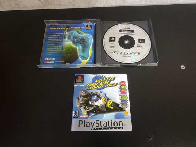 Moto Racer completo Pal Ps1