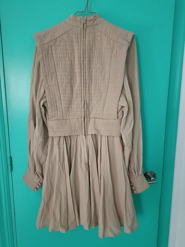 Vestido a estrenar de H&M.