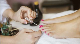 TRATAMIENTO FACIAL-ESTETICA-PELUQUERIA A DOMICILIO