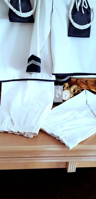 Traje de comunión de marinero.