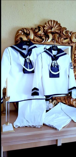 Traje de comunión de marinero.