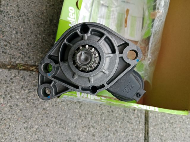 Motor de arranque nuevo sin estrenar