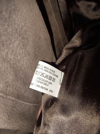 Chaqueta de ante marrón con cinturón / Marca Joie
