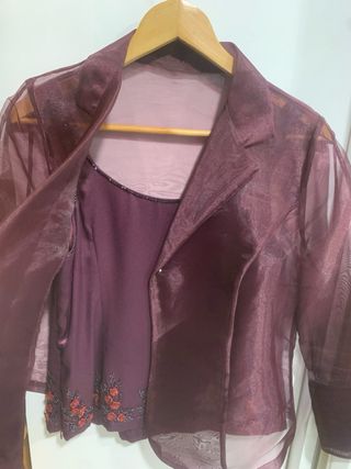 Elegante Traje de Mujer 4 Piezas - T46